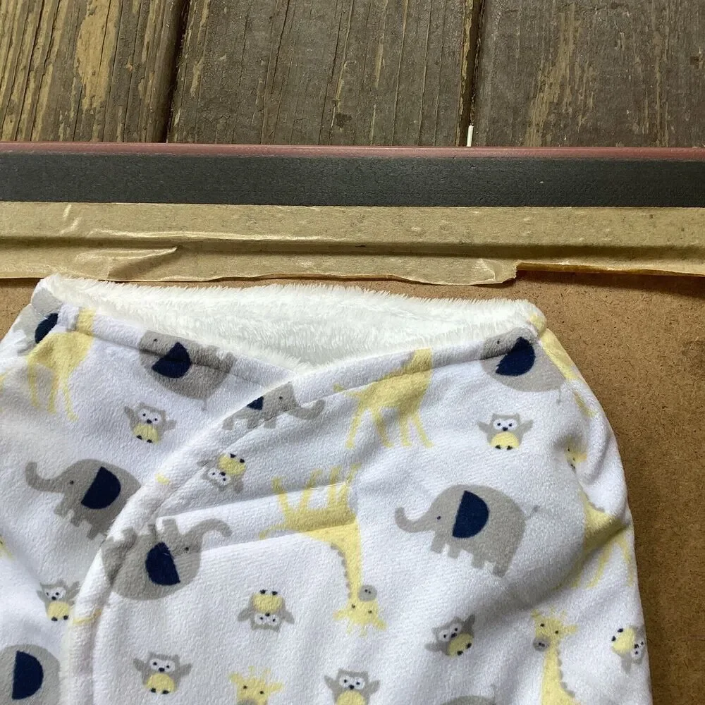 Petite L’amour White Fleece Lined Infant Wrap With Elephants, Giraffes, And Owls